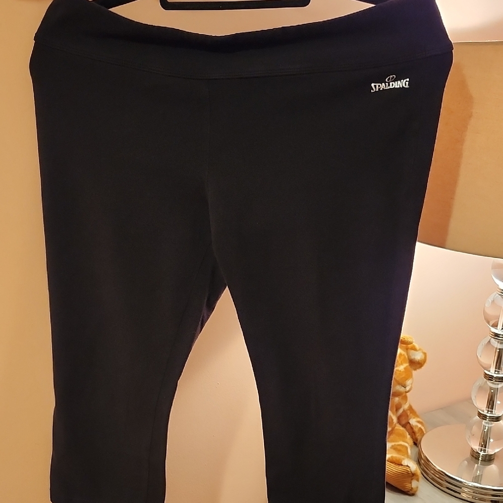 4/$20 Spalding Black Athletic Capris